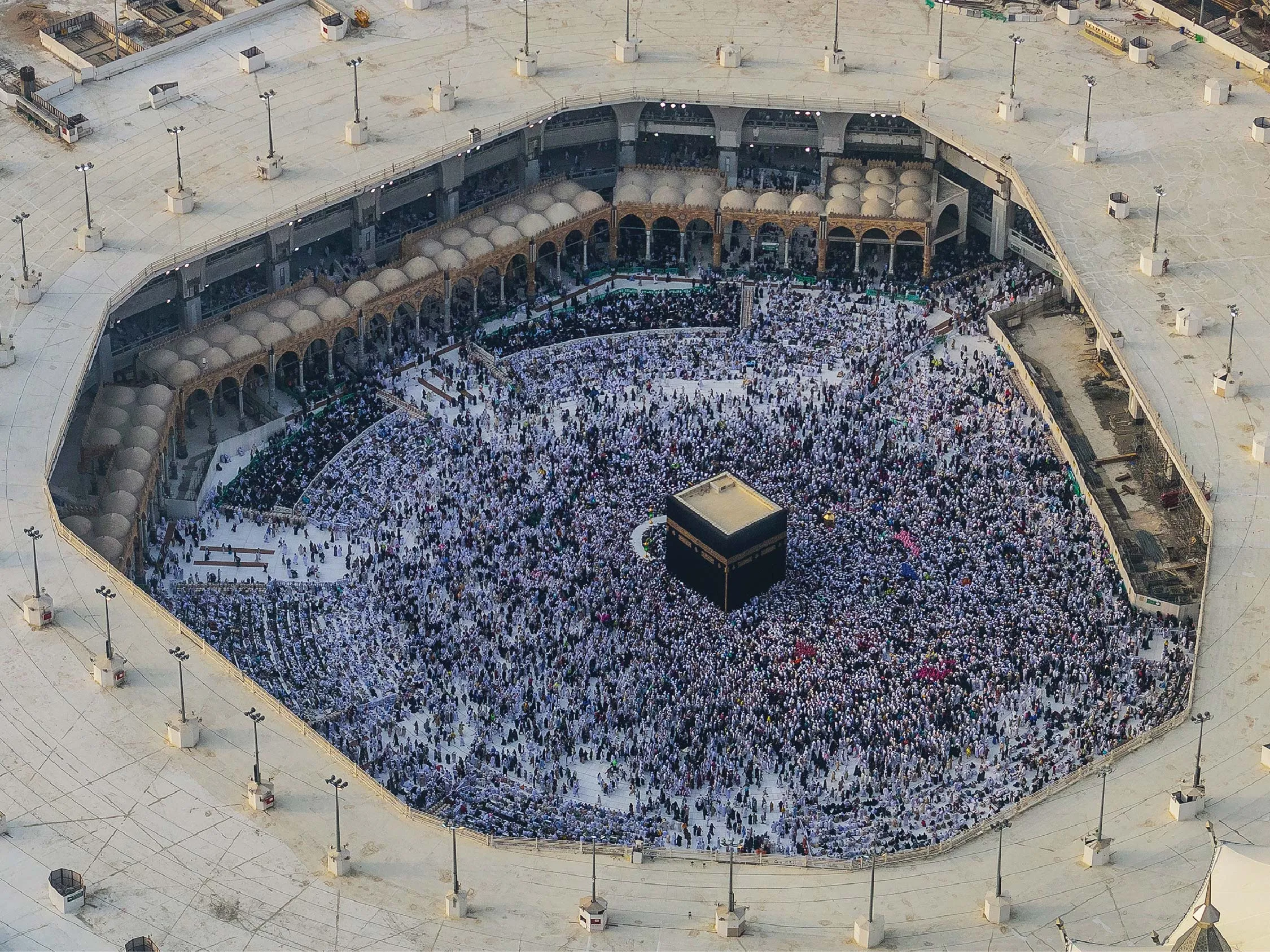 PREMIUM Peacock_Umrah_ 540x405.jpg