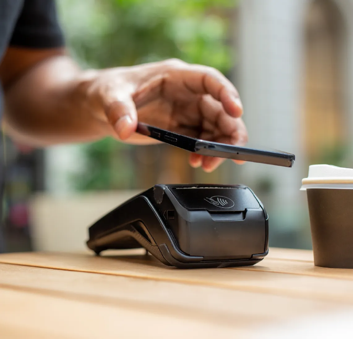 مدفوعات سلسة لأعمالك